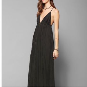 Silence & Noise Triangle Top Black Maxi Dress Small